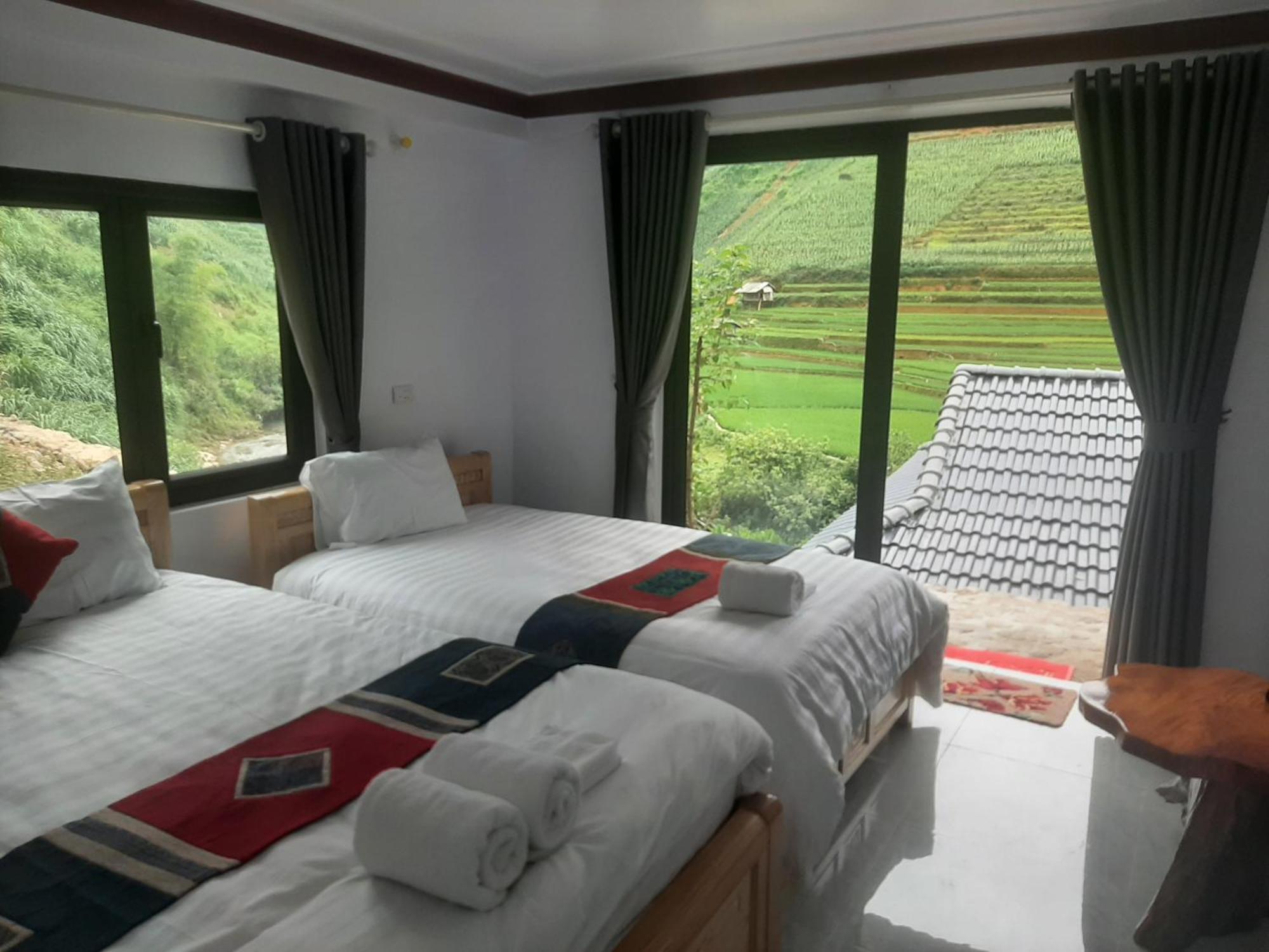 Dong Suoi H'Mong Homestay & Bungalow - Trek & Vegetarian Food Mu Cang Chai Room photo